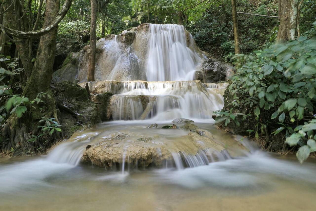 Cave Lodge Pang Mapha Luaran gambar